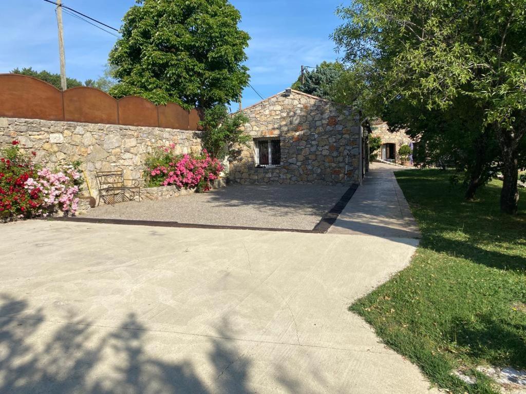 Le Hameau Des Vanades Ampus Экстерьер фото