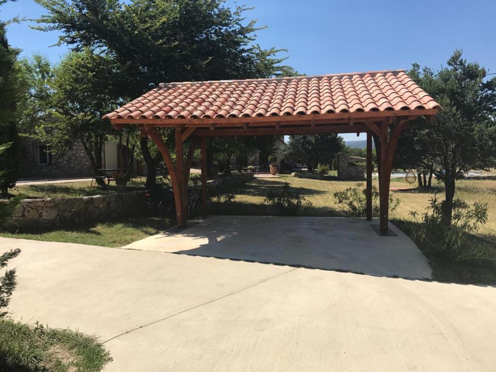Le Hameau Des Vanades Ampus Экстерьер фото